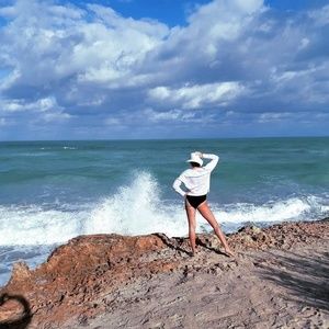 Meet your Posher, Elena